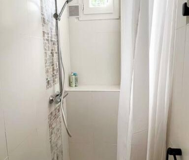 Clamart Apartment | L'évasion bleue, appart Clamart, Paris