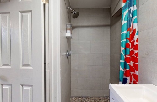 Bay Village Apartment | L 5-B1 Prices/Location CANNOT Be Beat!