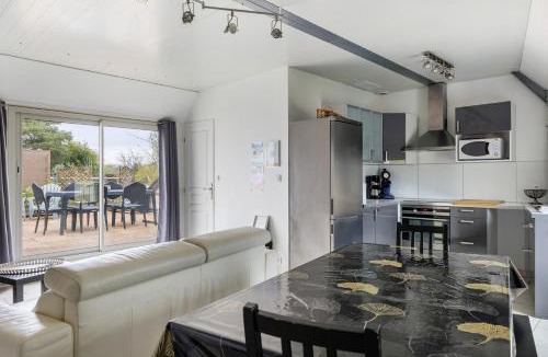 Saint-Georges-sur-Cher Apartment | L'aérostier Gîte - 5 Pers