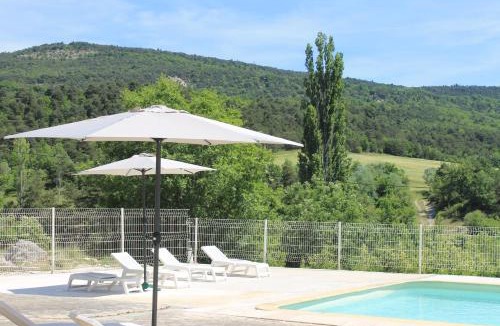 Simiane-la-Rotonde Apartment | L' ABBADIE