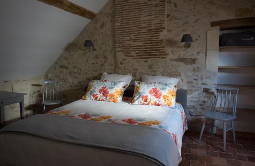 Cheille House | L'Abeille bleue