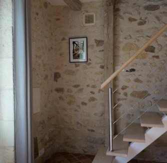 Cheille House | L'Abeille bleue