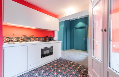 Quartier du Port Apartment | L'Abeille Boutique Apartments