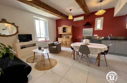 Durban-Corbieres House | L'abeille