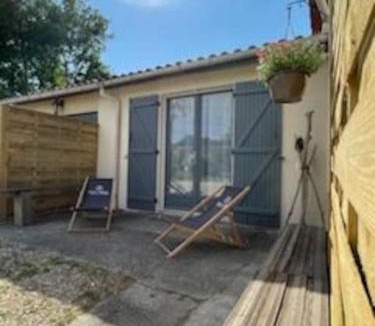 Vensac House | L'abri côtier