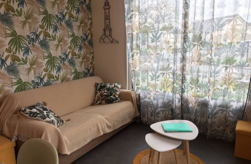 La Fresnais House | L'abri Côtier, Petite Maison Avec Jardin Dans la Baie du Mont-saint-michel