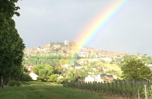 Saint-Satur Bed & Breakfast | l'abri du viaduc