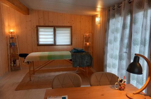 Saint-Front Apartment | "L'Abri" massif du Mézenc, massages bien être