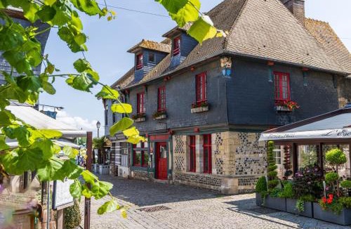 Enclos Hotel | L'Absinthe Hôtel