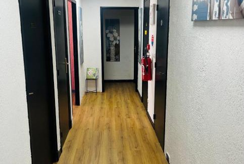 Nissan-lez-Enserune Hotel | L'Acro Love