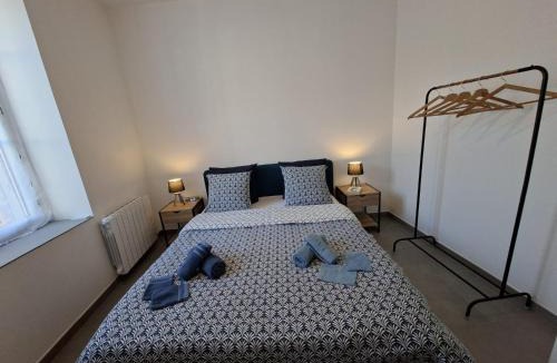Bleneau Apartment | L'Adeline Escapade de Charme et Calme proche Guédelon