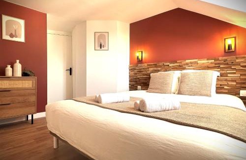 Saint-Martin-du-Littoral Apartment | L'Adresse-Standing proche plage avec parking