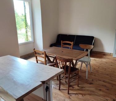Creysse Apartment | L'Aile Ouest en permaculture