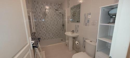 Gondeville House | L'alambic