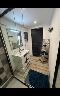 Touville House | L alauda