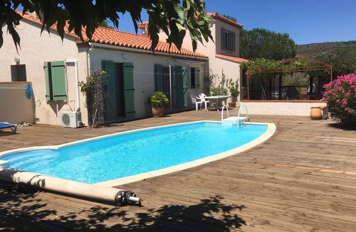 Latour-de-France Apartment | L'alba - holiday cottage and guest rooms