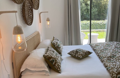 Bonifacio House | L'Albitru