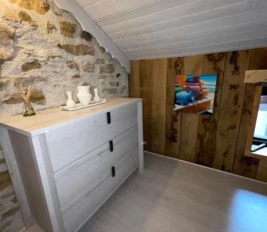 Saint-Germain-les-Vergnes House | L'Albizia