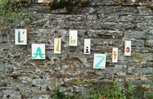 Saint-Martin-de-Sallen House | L' ALBIZIA