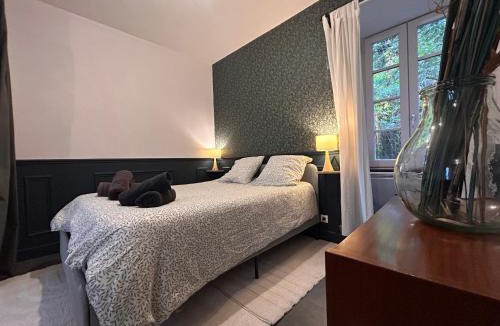 Aubusson Apartment | L'Albuconis 1 Grand Studio