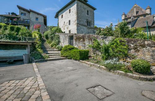 Yvoire Apartment | L'Alcôve d'Amédée V