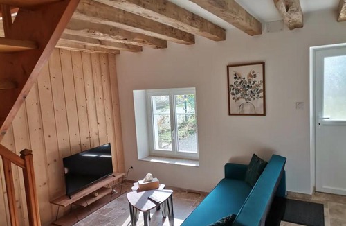 Rochefort-sur-Nenon House | L'Alcôve des Falaises