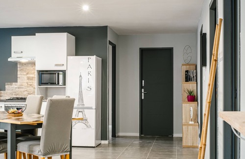 Montauban Apartment | L'alcove du 510 * private spa, sauna and games room