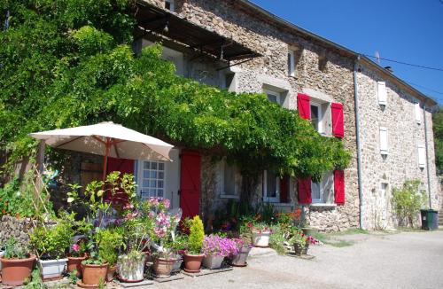 Vals-les-Bains House | L'aligier - Les gites de Pierregras