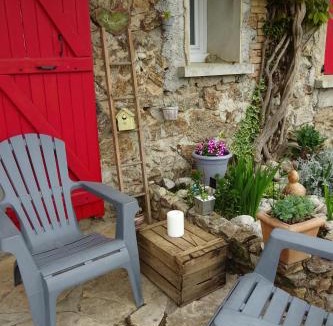Vals-les-Bains House | L'aligier - Les gites de Pierregras
