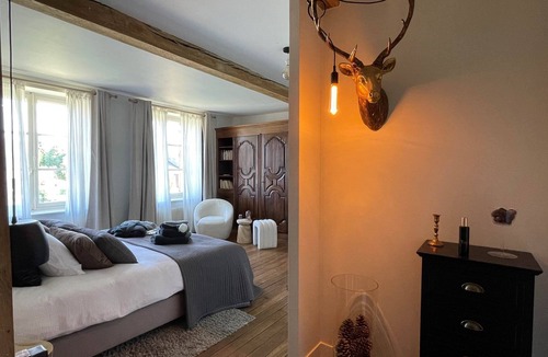 Vendresse House | L'Allée des Douglas - Maison Longue