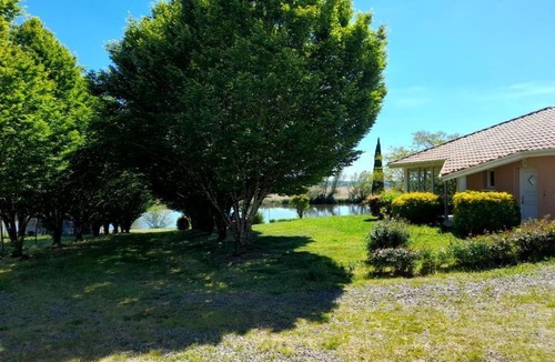 Aire-sur-l'Adour House | L'allee des charmes