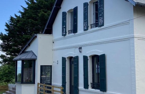 Donville-les-Bains Villa | L Alouette by Icone Collection