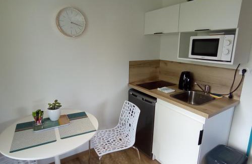 Egletons Apartment | L alouette