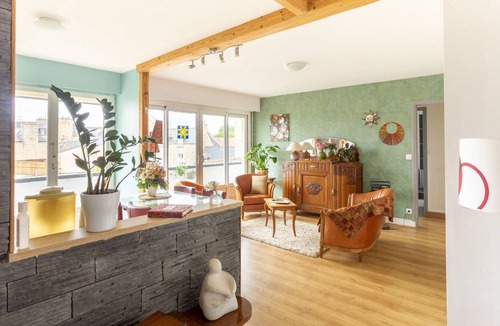 Dinan Apartment | L'Amandier - Appartement avec Balcon