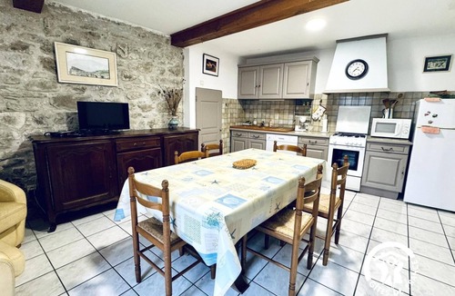 Greffeil House | L'Amandier - GREFFEIL