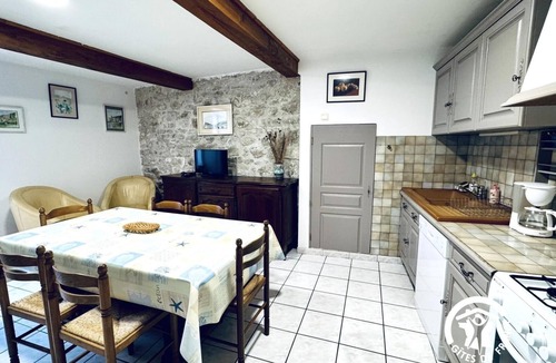 Greffeil House | L'Amandier - GREFFEIL