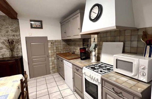 Greffeil House | L'Amandier - GREFFEIL