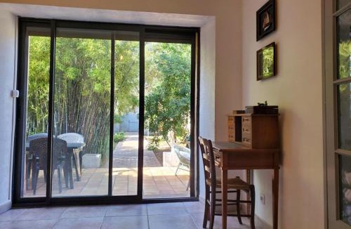Port-la-Nouvelle House | L'amandier - Maison avec jardin sans vis à vis