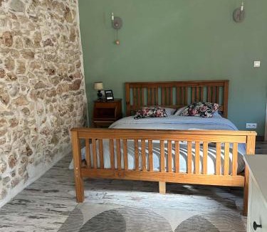 Puisserguier House | L'Amandine