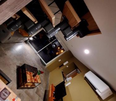 Laville-aux-Bois House | L'amazonite