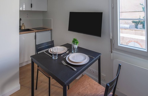 Centre-ville rive gauche Apartment | L'Ambroise - Wifi - Centre-ville - Gare