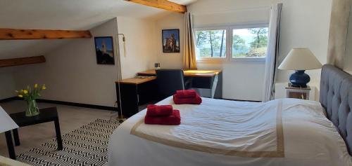 Saint-Ambroix Bed & Breakfast | L'AMBROISINE