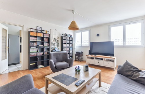 Draveil Apartment | L'Anémone - TV - Wifi