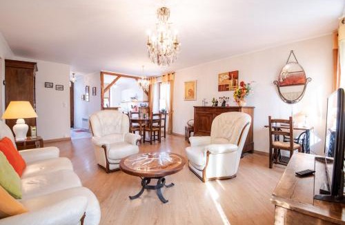 La Croix-en-Touraine House | L'Ancien relais de poste