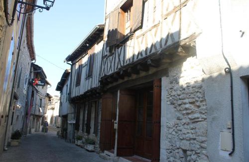Casteljaloux Apartment | L' Ancien Relais de Poste - Margot