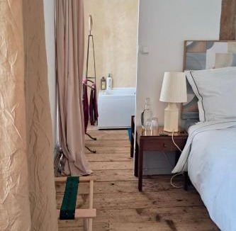 Semur-en-Auxois Bed & Breakfast | L'ancienne comédie