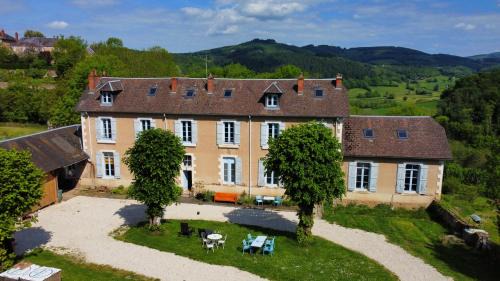 Larochemillay Apartment | L' Ancienne Ecole du Morvan