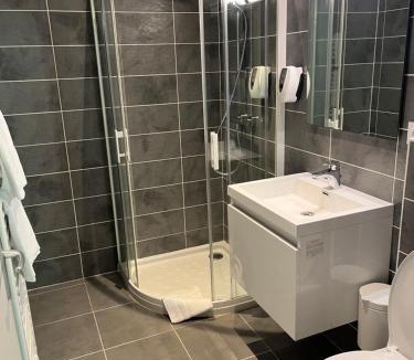 Saint-Chely-d'Aubrac Bed & Breakfast | l'Ancienne Gendarmerie