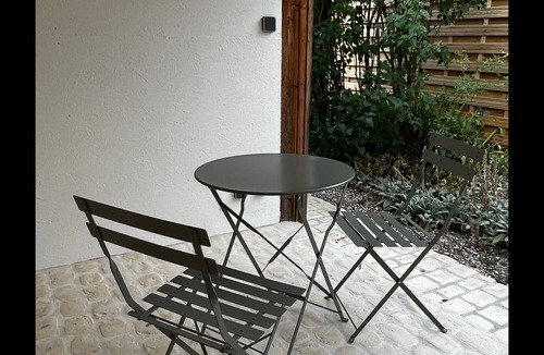 Chateauroux Apartment | L’Annexe d’Anatole - Apt de charme climatisé