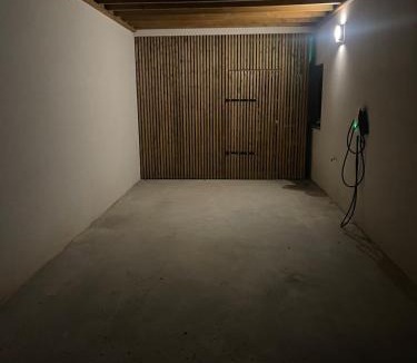 Vives House | L'Annexe de la Subérine